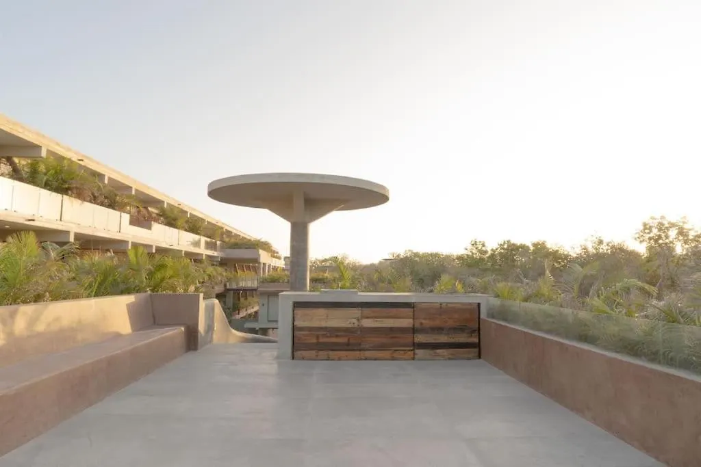 Estudio Con Terraza Vistas A La Alberca-La Veleta Tulum